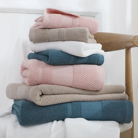 Handtuch, Hand- und Badetuch aus 100%Baumwolle