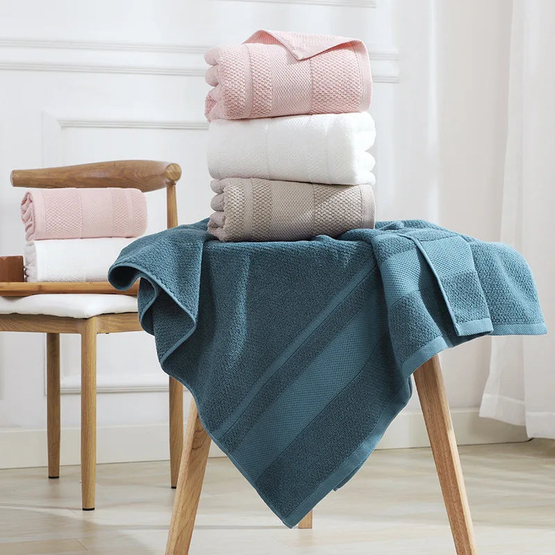 Handtuch, Hand- und Badetuch aus 100%Baumwolle